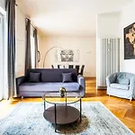 公寓 Exclusive 3 Bedrooms Near Duomo