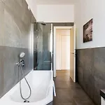 Exclusive 3 Bedrooms Near Duomo