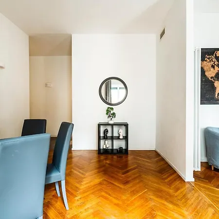 Exclusive 3 Bedrooms Near Duomo * 米兰