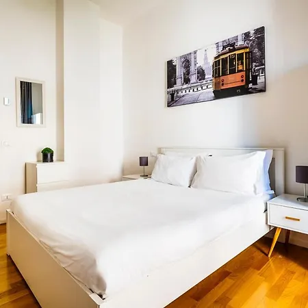 Apartament Exclusive 3 Bedrooms Near Duomo *